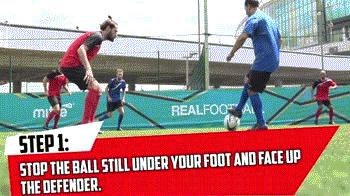 射门只会推射,射门只会兜射