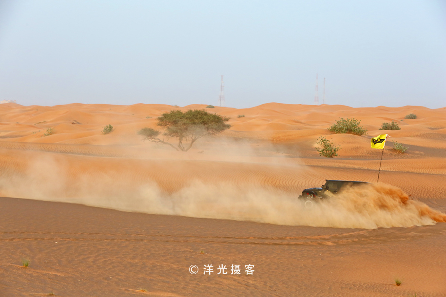 在迪拜体验阿拉伯服装,迪拜体验沙漠越野需要多少钱