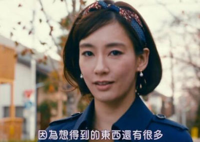 那些饿死也要买口红的95后是怎么想的？｜新口红效应