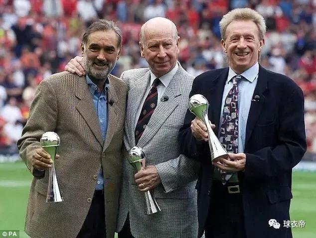 曼联二客欧冠版球衣,曼联客二球衣