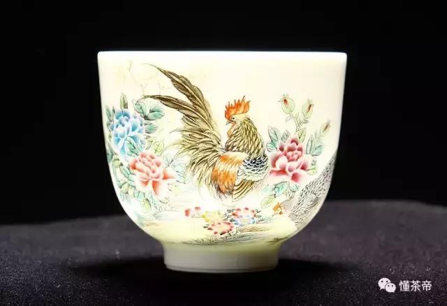 世界瓷都的茶具,漫游世界美景文章