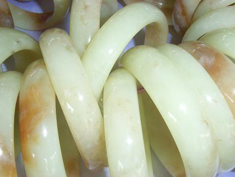 和田玉捡漏技巧,和田玉捡漏指南