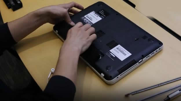 更换笔记本电池手工费,换个笔记本屏幕手工费