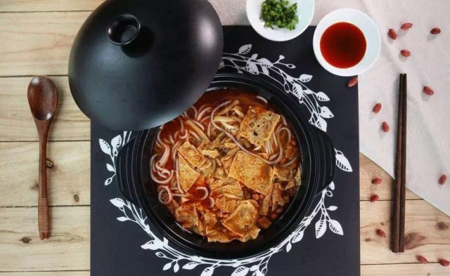 最全的螺蛳粉测评,第一次吃螺蛳粉测评