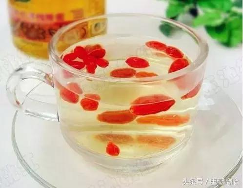 上课总想睡觉怎么解决,上课老想睡觉