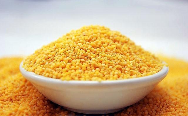 拯救干枯受损头发,干枯掉发脱发很严重怎么办