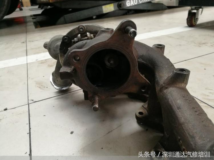 大众涡轮增压器使用寿命,怎么检测涡轮增压器是否损坏