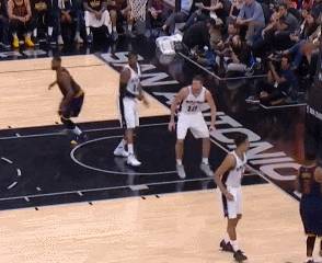 一肘就把詹皇击倒？这个*男美**子竟……