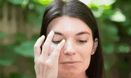 用贵仙仙的护肤品脸上也搓泥?你的护肤程序可能错了!