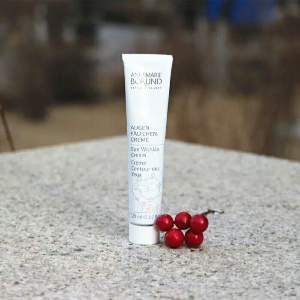 爱笑的女孩运气不会太差皱纹会多,爱笑的女孩运气真的好吗