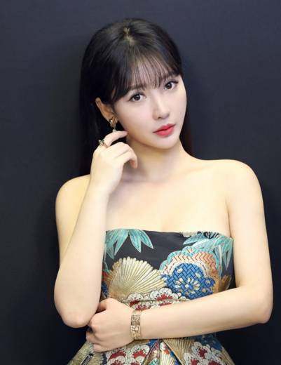 女明星的化妆包里都有什么？