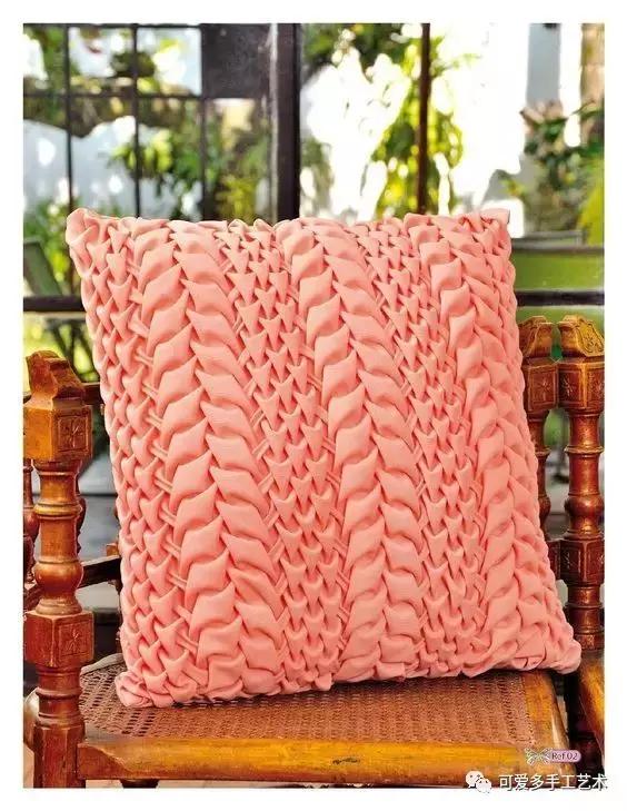 手缝抱枕制作方法简单又漂亮,正方形自制抱枕缝边针法