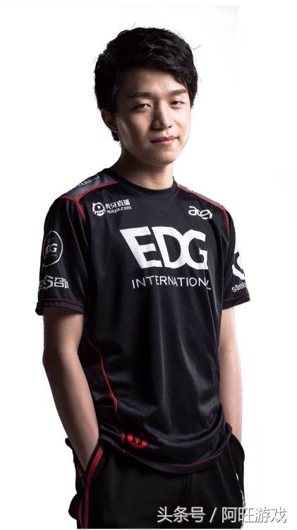 娜美跟四姐怎么了,娜美lpl高光时刻