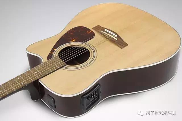 行走江湖你需要一把好“刀”——吉他挑选