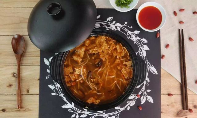 最全的螺蛳粉测评,第一次吃螺蛳粉测评