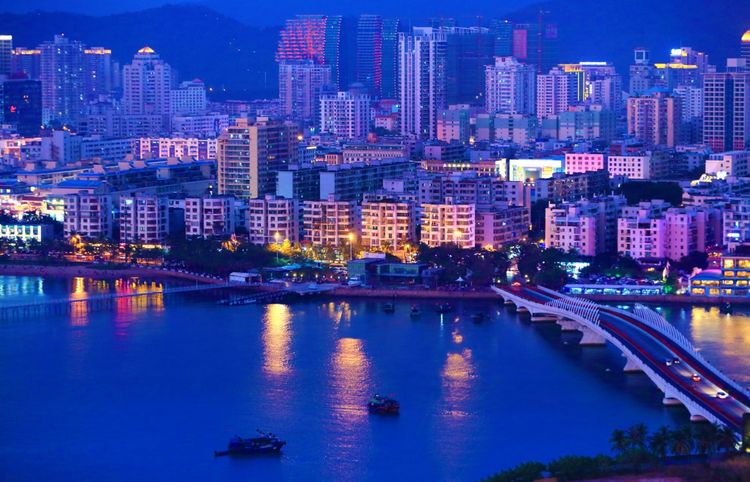 三亚凤凰岛房价,三亚凤凰岛