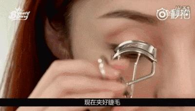 45岁的高圆圆和25岁的周冬雨,周冬雨高圆圆淡妆