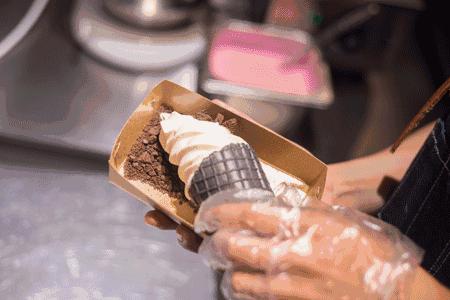 金箔冰淇淋是什么,金箔冰淇淋