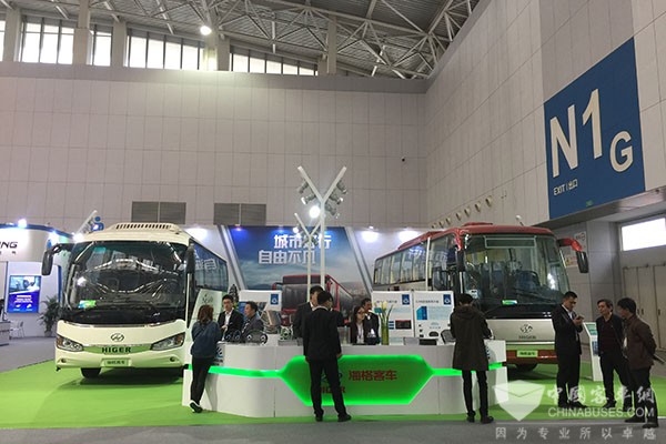 海格定制城市客车亮相天津客车展