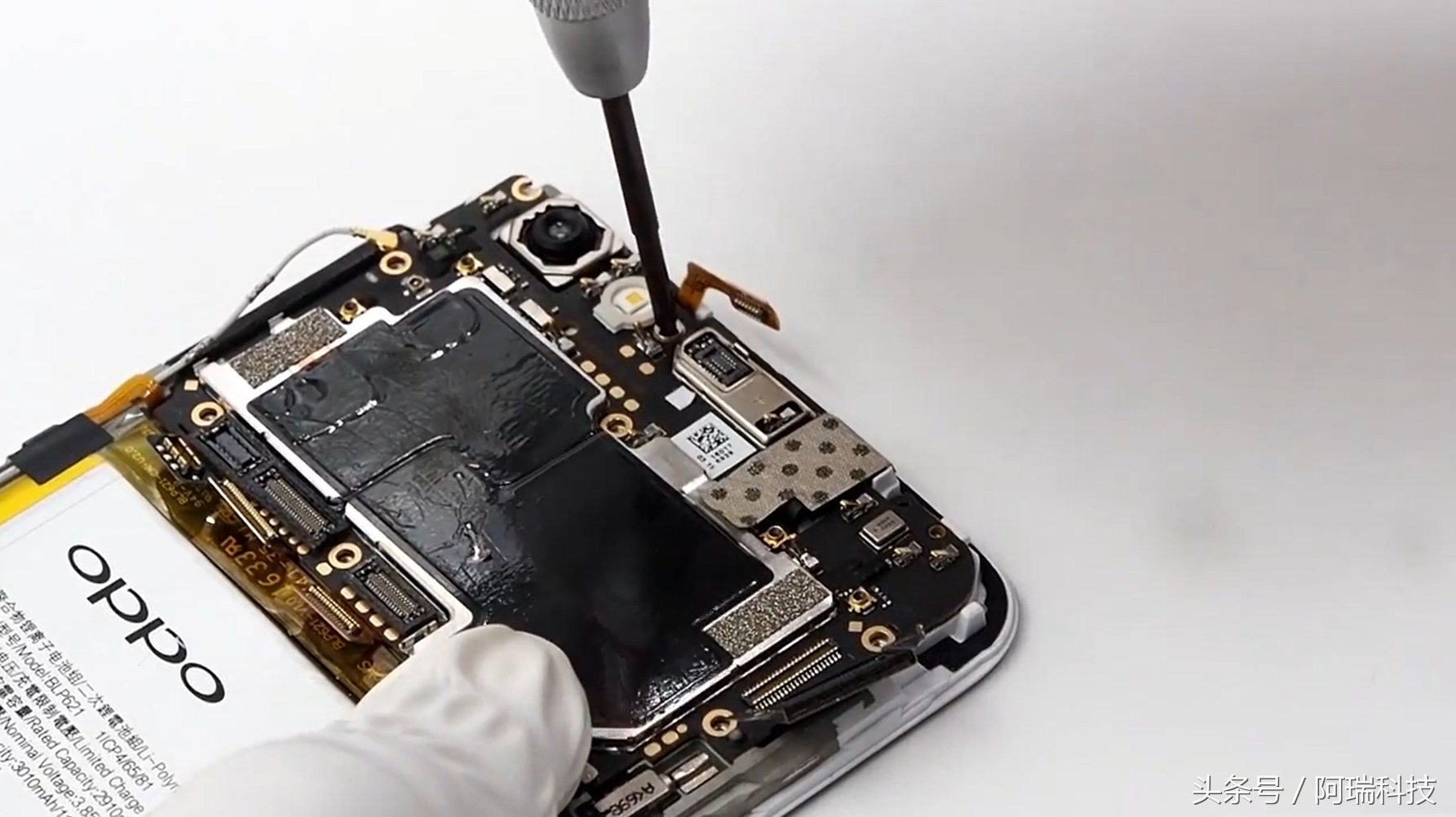 oppor9s鎷嗚В瑙嗛鏁欑▼,oppor9s鎷嗘満璇︾粏鍥捐В