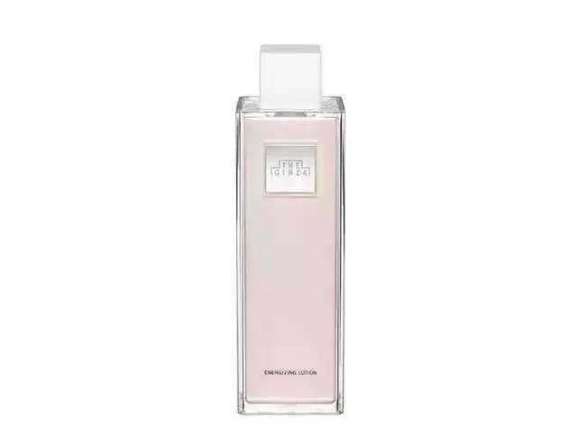 景甜、王菲、范冰冰化妆台上的那些护肤品，你有同款咩？