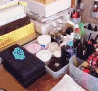 景甜、王菲、范冰冰化妆台上的那些护肤品，你有同款咩？