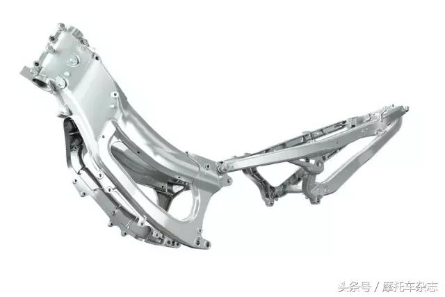 本田adv750和雅马哈tmax光阳ak550,光阳ak550premiumckd版大陆啥时候上市