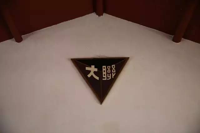 学校师生清明祭扫革命烈士陵园,学校清明祭扫英烈活动方案