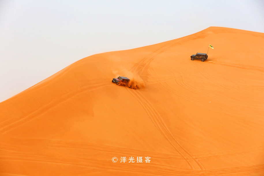 在迪拜体验阿拉伯服装,迪拜体验沙漠越野需要多少钱