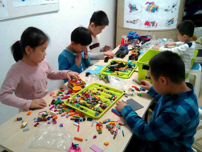 孩子爱拿别人东西怎样正确引导,孩子总爱拿别人东西