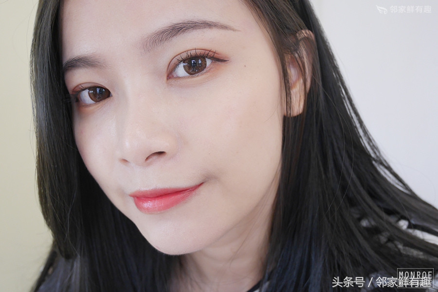 清透定妆无惧油光,高效控油持妆让你的夏天不再油腻