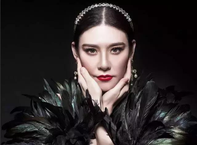 如果时光倒流你还会选择认识她吗,如果时光倒退你还会爱他吗