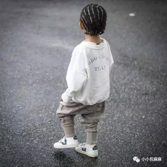 小白鞋挑什么颜色,小白鞋测评推荐