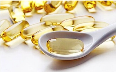 手脚冰凉一年四季都怕冷什么原因,老年人一年四季手脚冰凉怎么回事