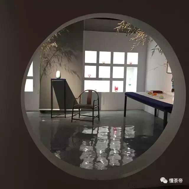 世界瓷都的茶具,漫游世界美景文章