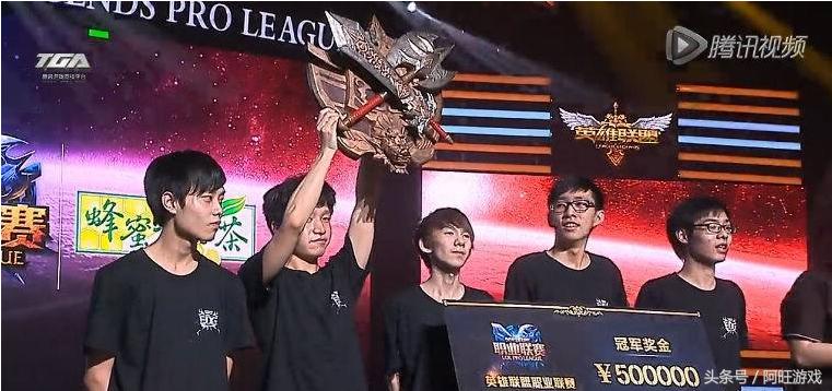 娜美跟四姐怎么了,娜美lpl高光时刻