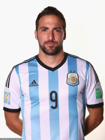 阿根廷:三个和尚没水喝,更何况四个和尚