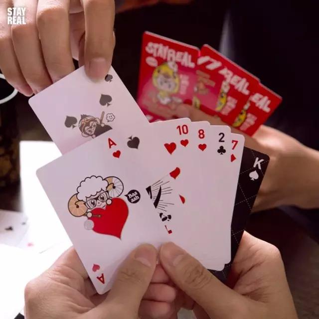 成军20年的*月天五**写满了我们青春,但他们做的潮牌真的丑爆了