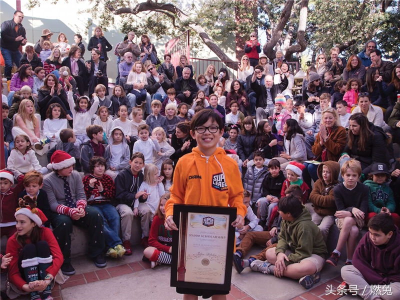 因沉迷游戏：10岁女儿成绩跌4分，母亲遭公婆指责