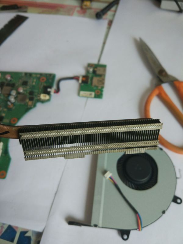 华硕x401u详细配置,华硕x410u拆机