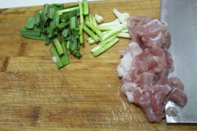 攸县香干炒肉真的怎么吃都不会腻,攸县香干芹菜炒肉家常做法