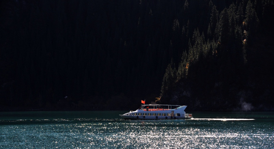 神秘又美丽的天山天池,天山天池是西王母沐浴之地吗