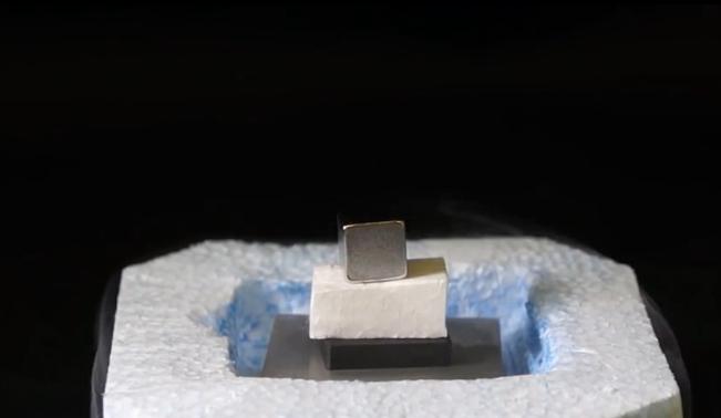 有什么办法可以使物体悬浮,物体的悬浮实验