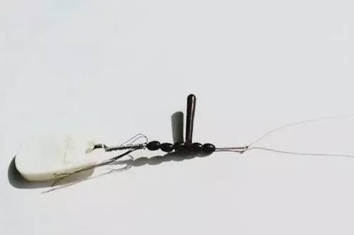 钓鱼时的太空豆怎么用视频,钓鱼太空豆应不应该固定