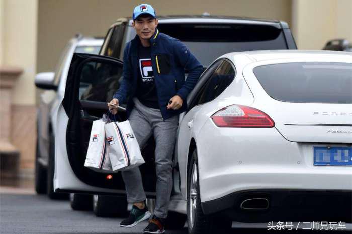 十大球星的座驾,十大足球明星的超级座驾