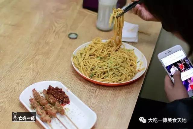 带大家尝尝正宗抚顺麻辣拌,正宗抚顺麻辣拌的菜品