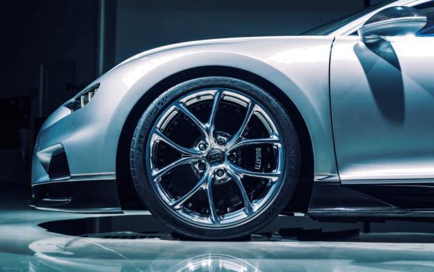 布加迪威龙490公里极速切勿模仿,布加迪威龙417公里极速视频