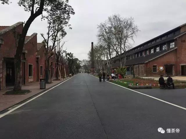 世界瓷都的茶具,漫游世界美景文章