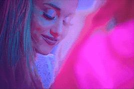 脸色暗沉长痘怎么化妆好,脸色不均怎么调理最有效