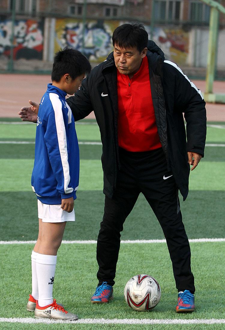 中国足球集训未来之星,中国足球名宿团